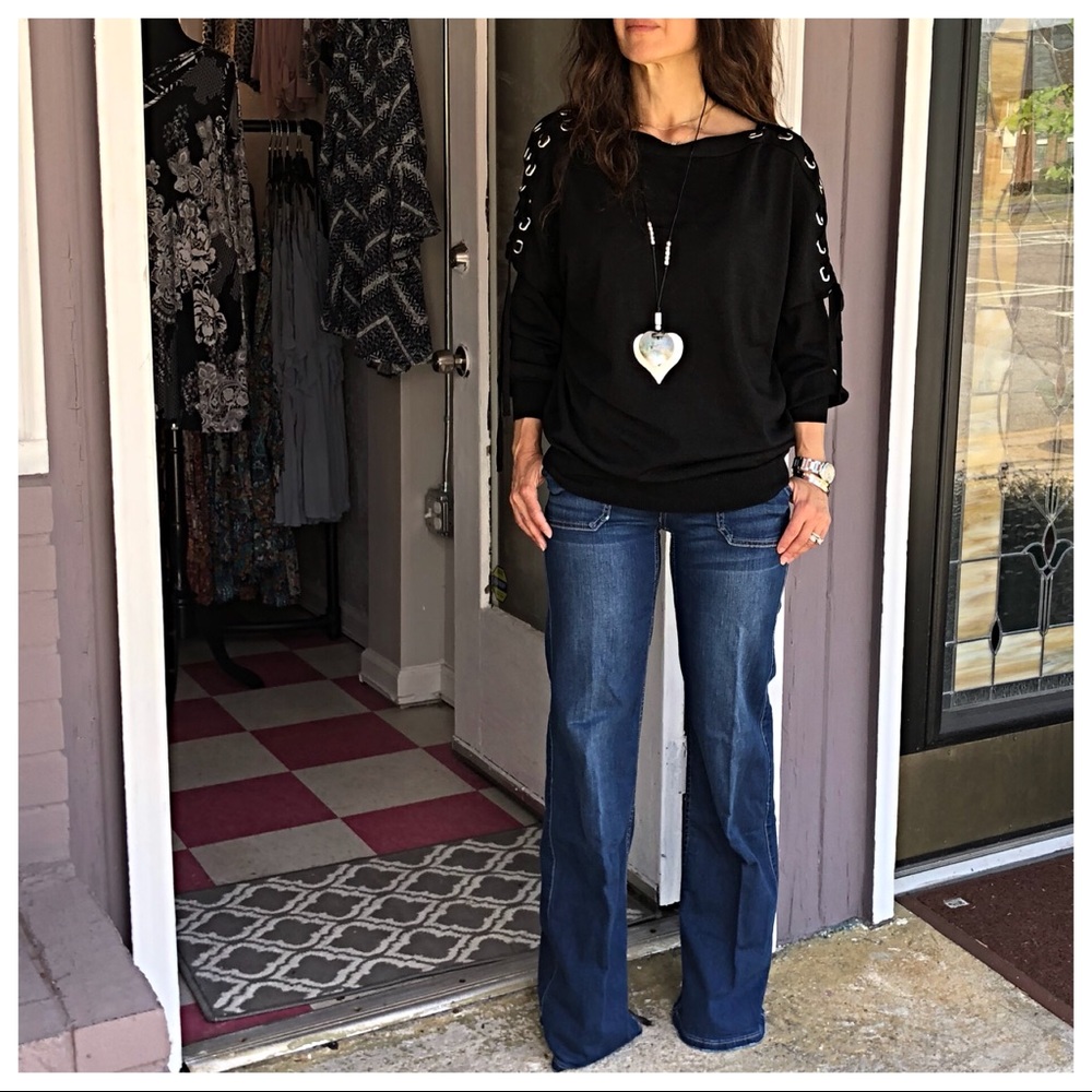 ✨LAST ONE✨PARIS Black Side Tie trim detail sweater - Picture 3 of 6